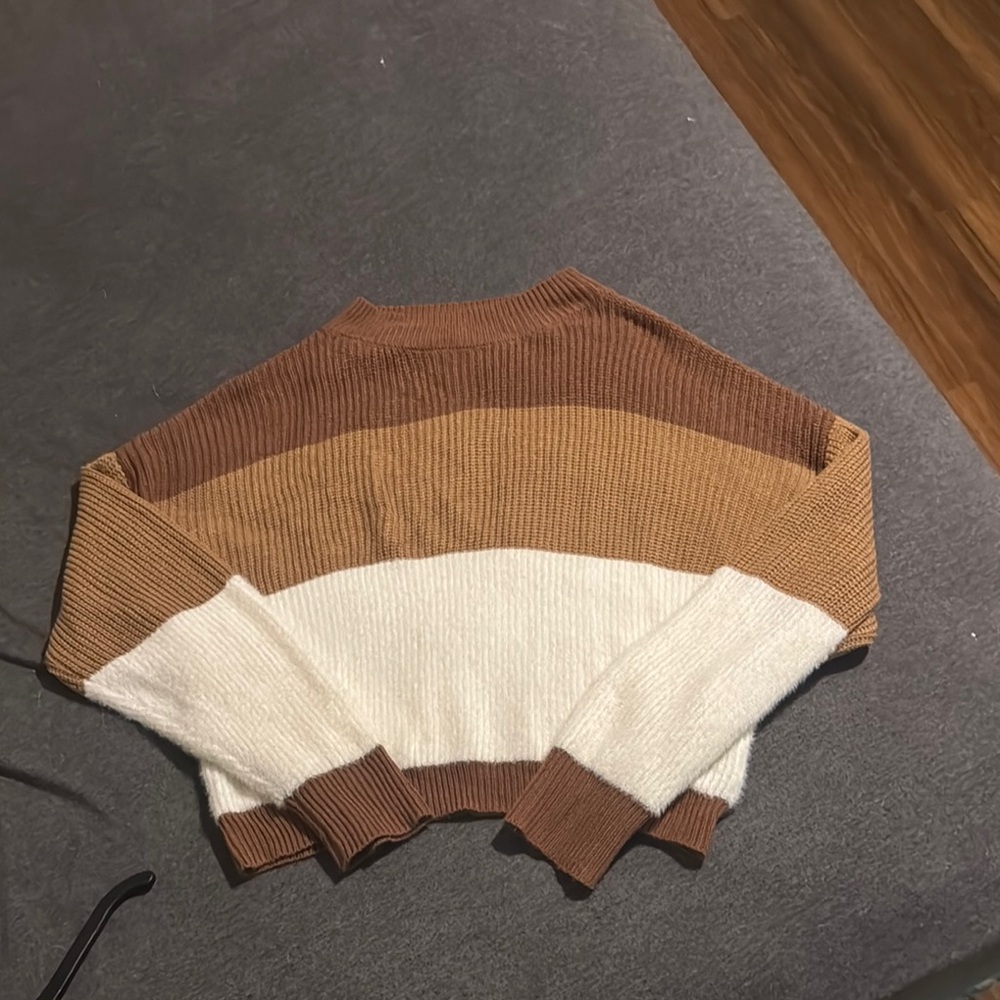 SHEIN Brown and Cream Crew Neck Sweaters